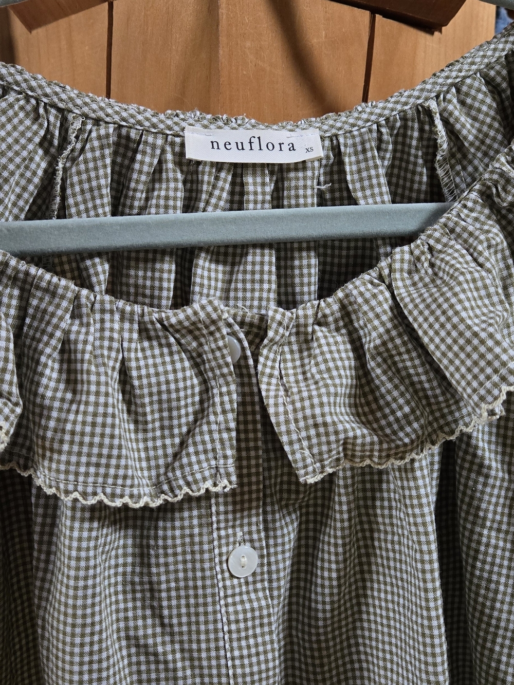 Winniepeg Blouse - Picture 2 of 5